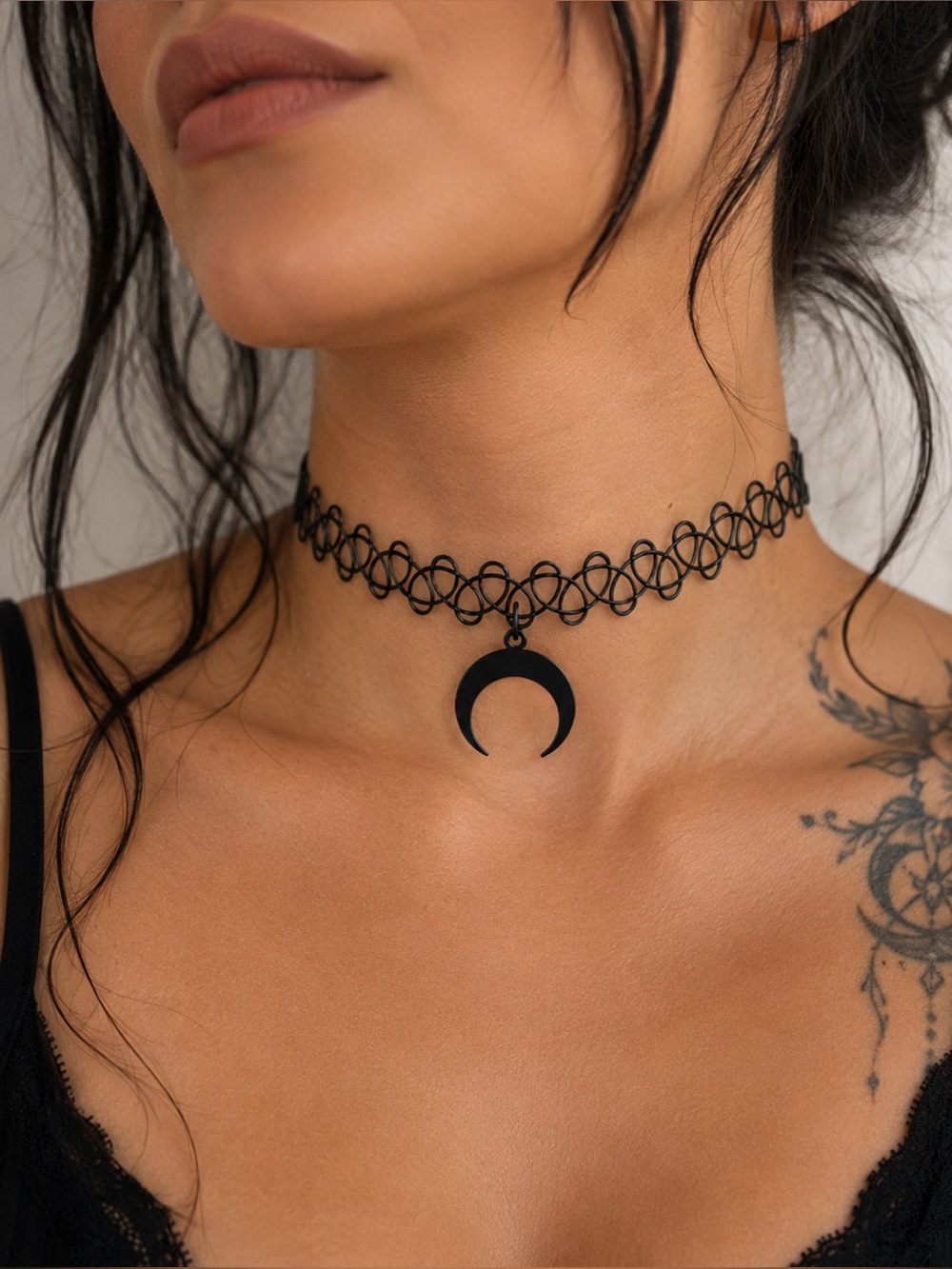 Necklace Choker Crescent Moon New